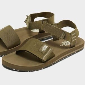 BRAND NEW men the north face skeena sandals size US 13 (box had no lid)